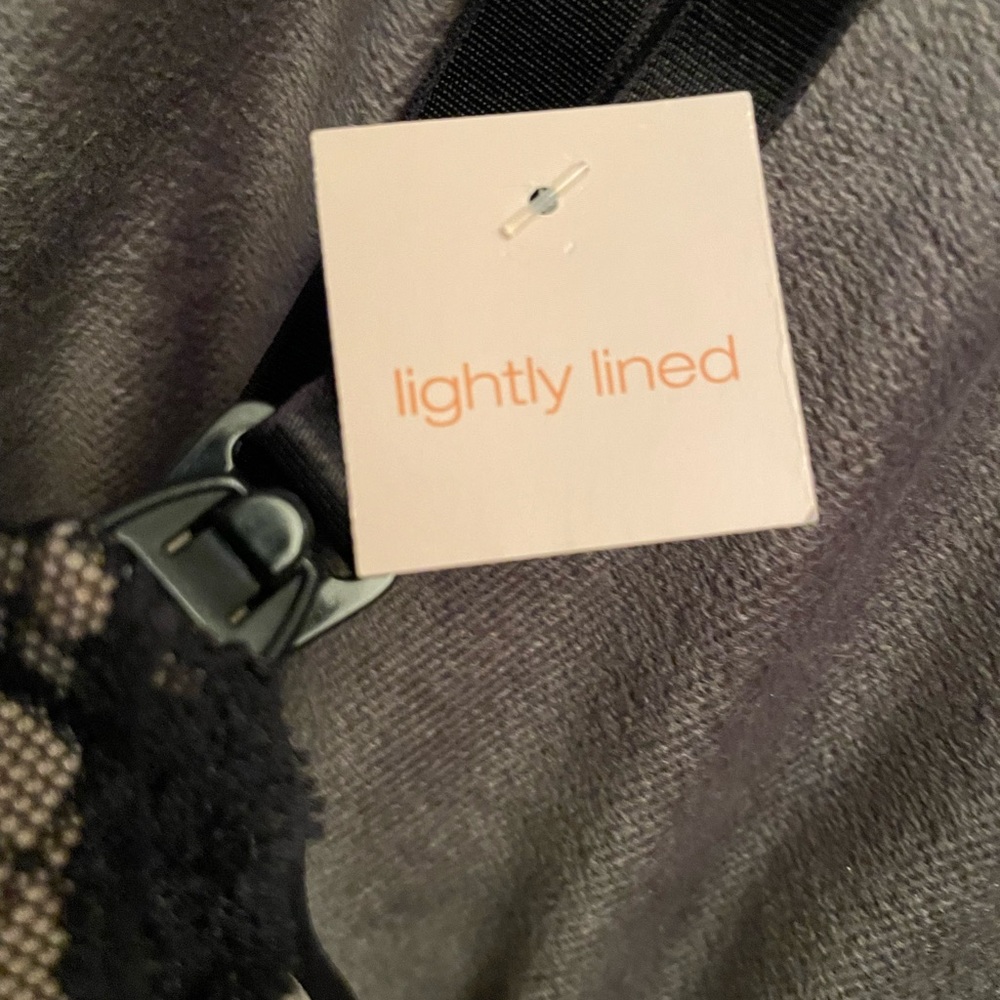 Gilligan O’Malley every day lightly lined nursing T-shirt bra - Picture 4 of 5